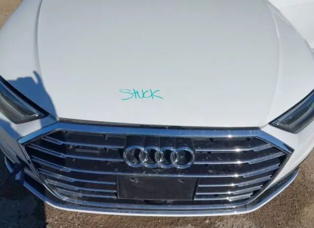 Photo 9 VIN: WAU8DAF85KN006096 - AUDI A8 