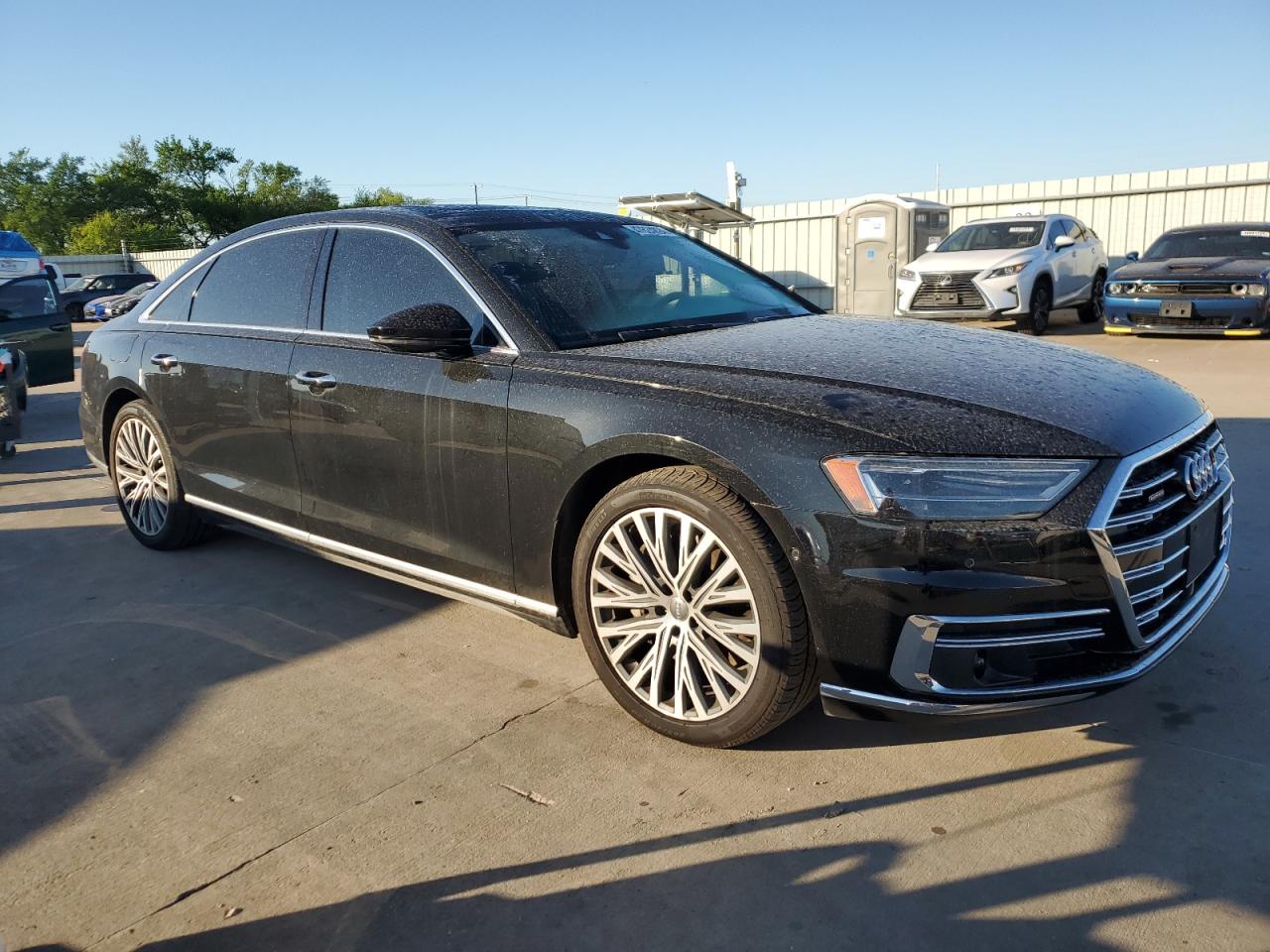 Photo 3 VIN: WAU8DAF85KN006602 - AUDI A8 