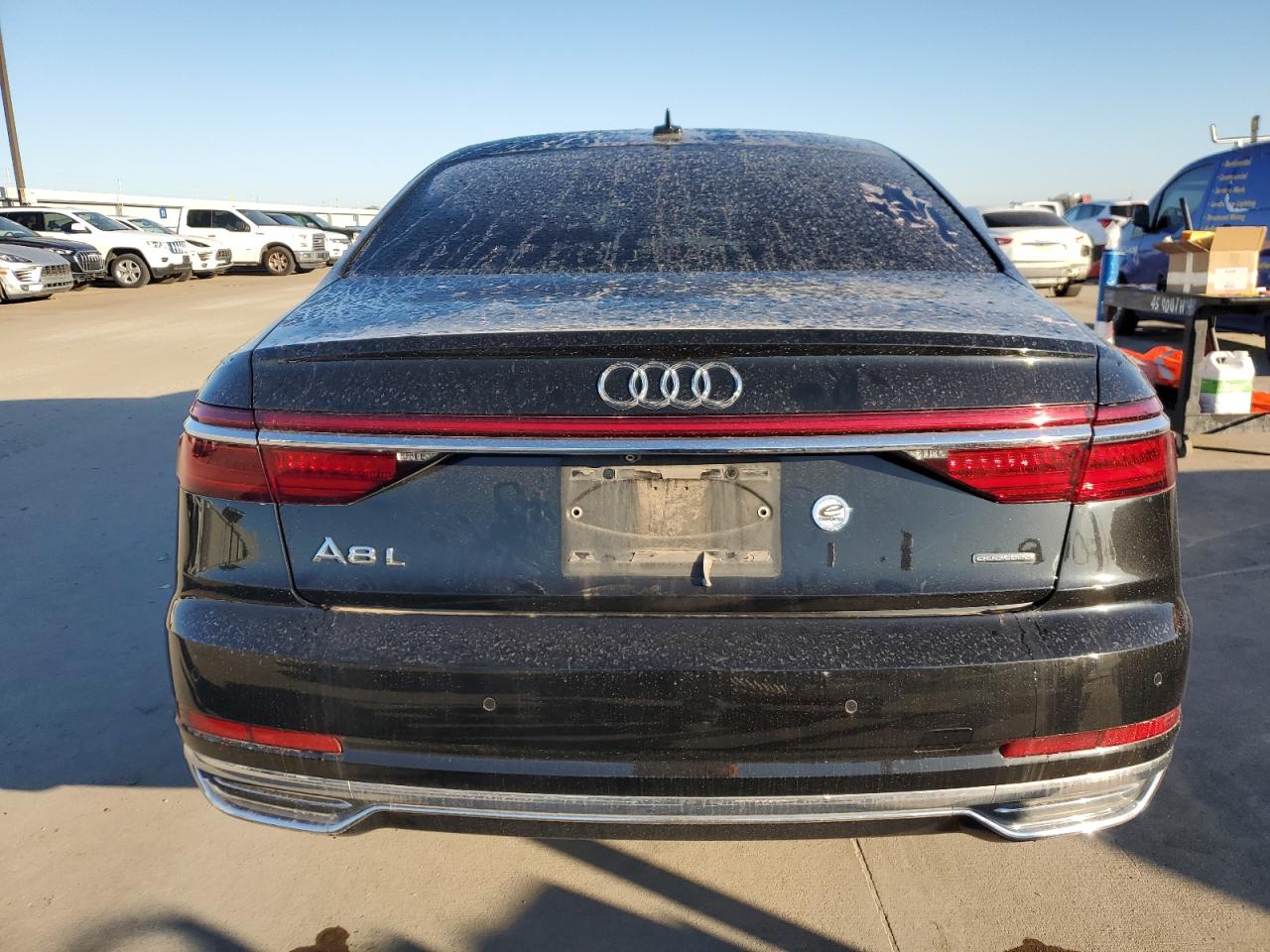 Photo 5 VIN: WAU8DAF85KN006602 - AUDI A8 