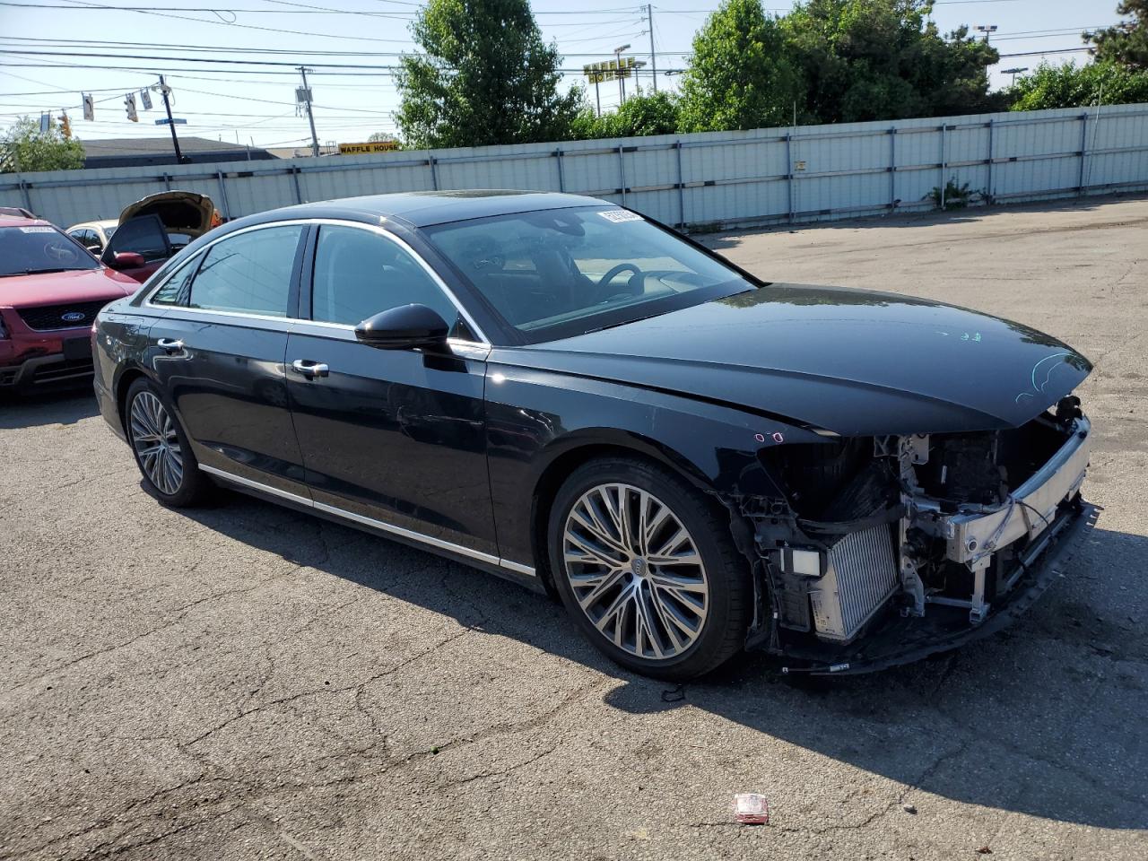 Photo 3 VIN: WAU8DAF85KN015512 - AUDI A8 