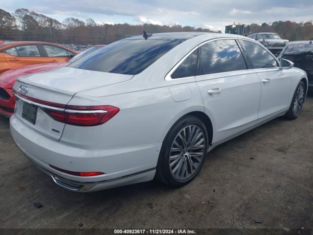 Photo 3 VIN: WAU8DAF8XKN017241 - AUDI A8 