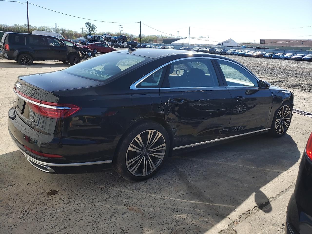 Photo 2 VIN: WAU8EAF83LN010663 - AUDI A8 