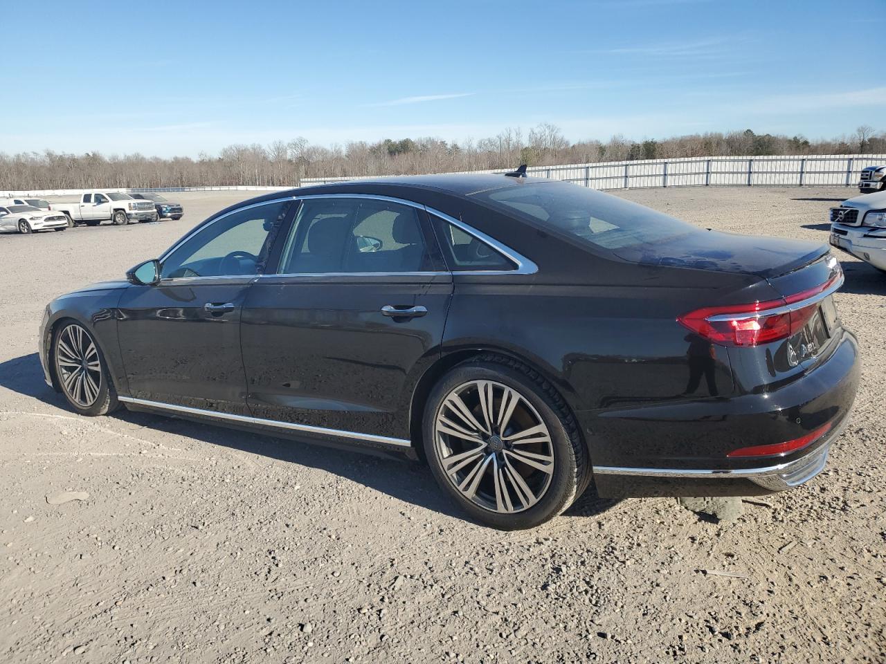 Photo 1 VIN: WAU8EAF84KN024618 - AUDI A8 