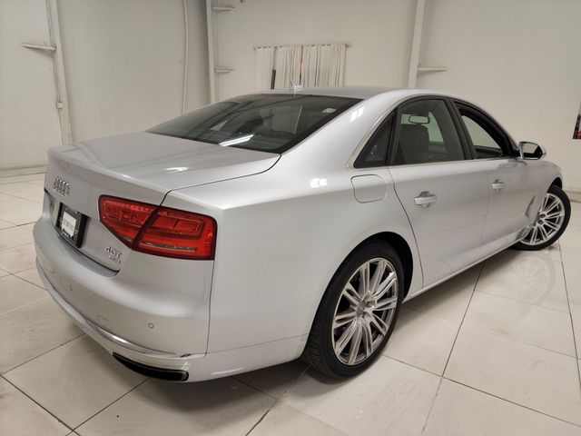 Photo 2 VIN: WAUA2AFD3EN012701 - AUDI A8 