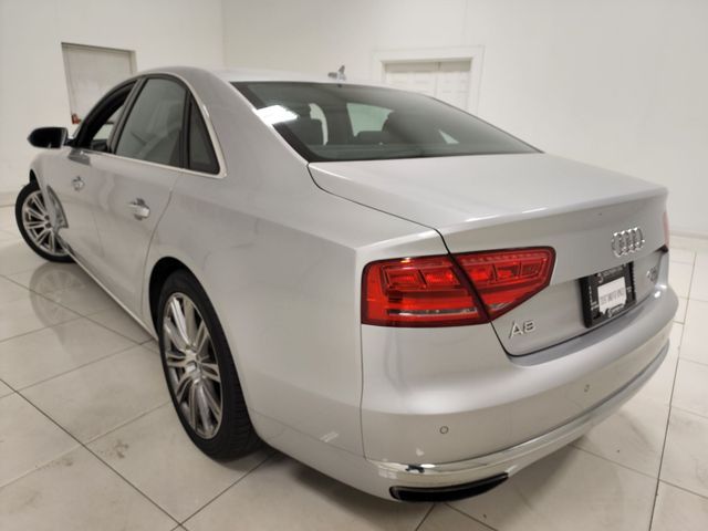 Photo 7 VIN: WAUA2AFD3EN012701 - AUDI A8 