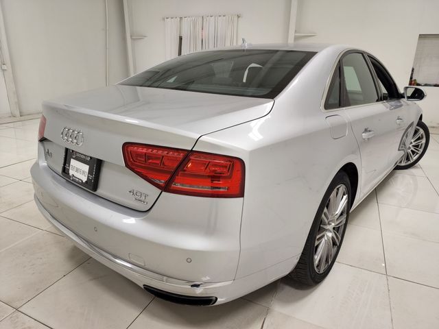 Photo 8 VIN: WAUA2AFD3EN012701 - AUDI A8 