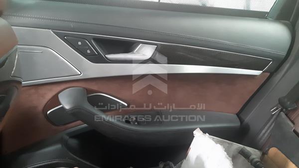 Photo 22 VIN: WAUA2BFD5EN005819 - AUDI S8 