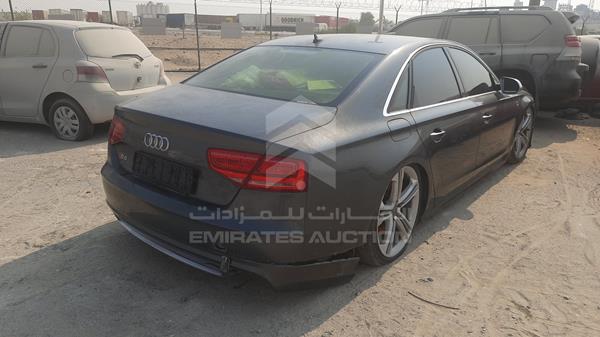 Photo 9 VIN: WAUA2BFD5EN005819 - AUDI S8 