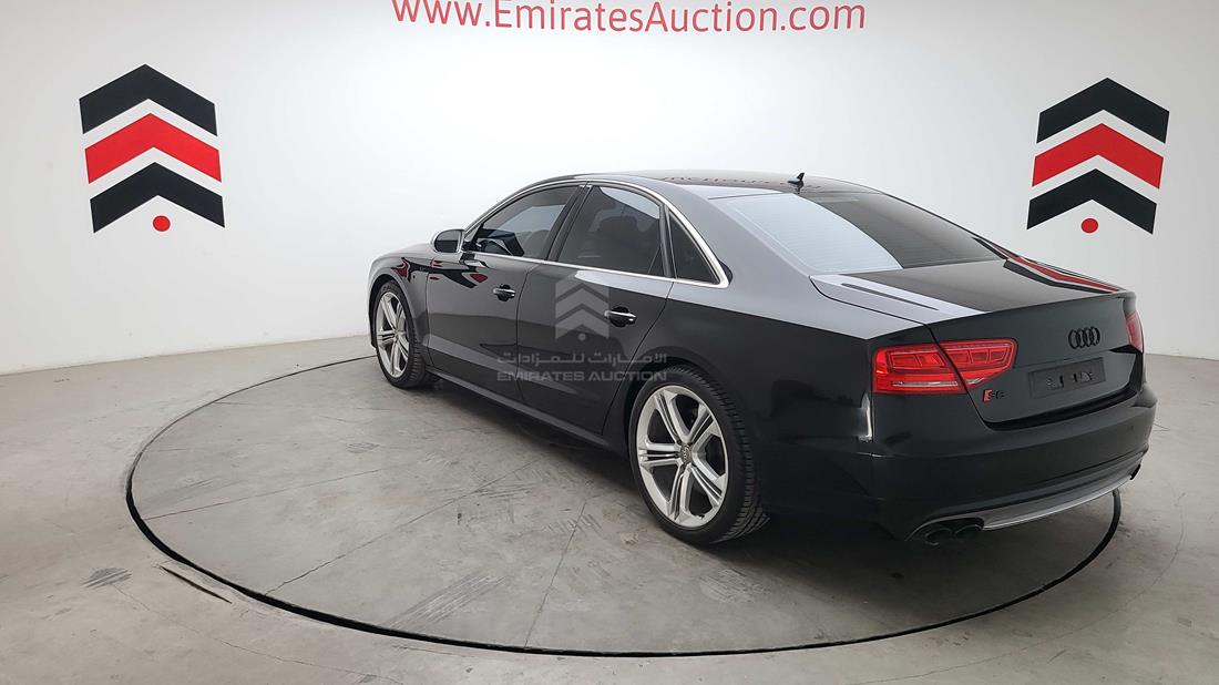 Photo 6 VIN: WAUA2BFD7DN008526 - AUDI S8 