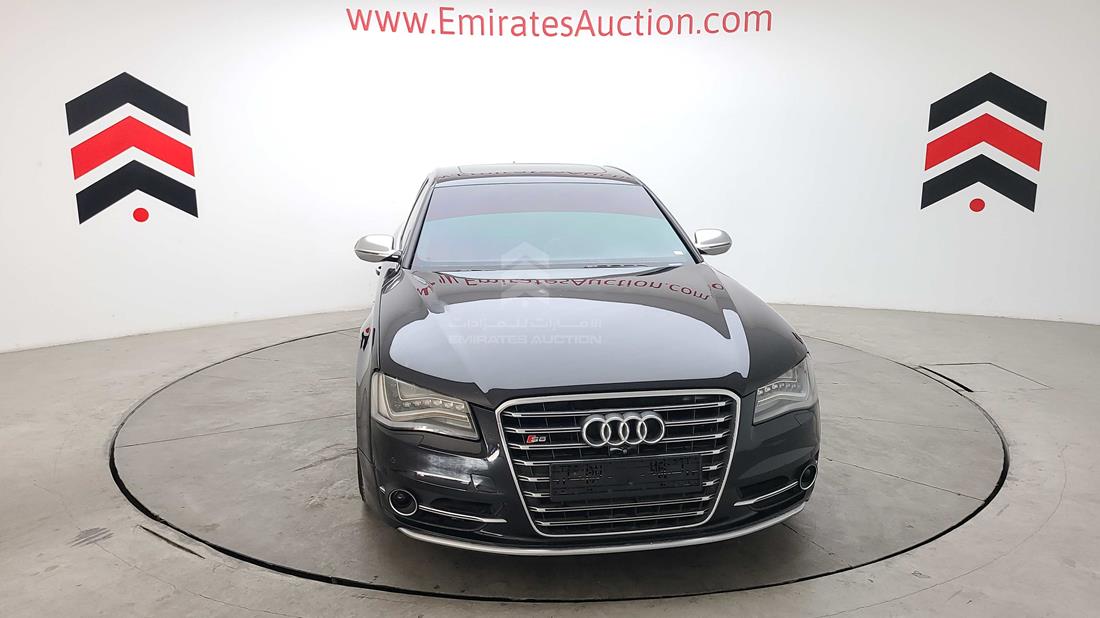 Photo 1 VIN: WAUA2BFD7DN016125 - AUDI S8 