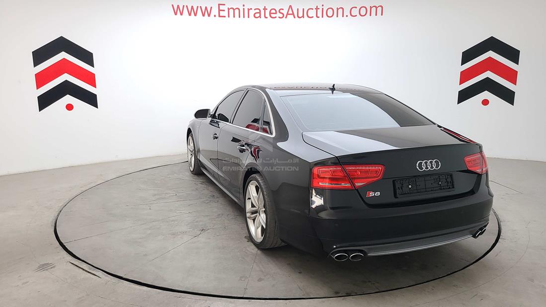 Photo 10 VIN: WAUA2BFD7DN016125 - AUDI S8 