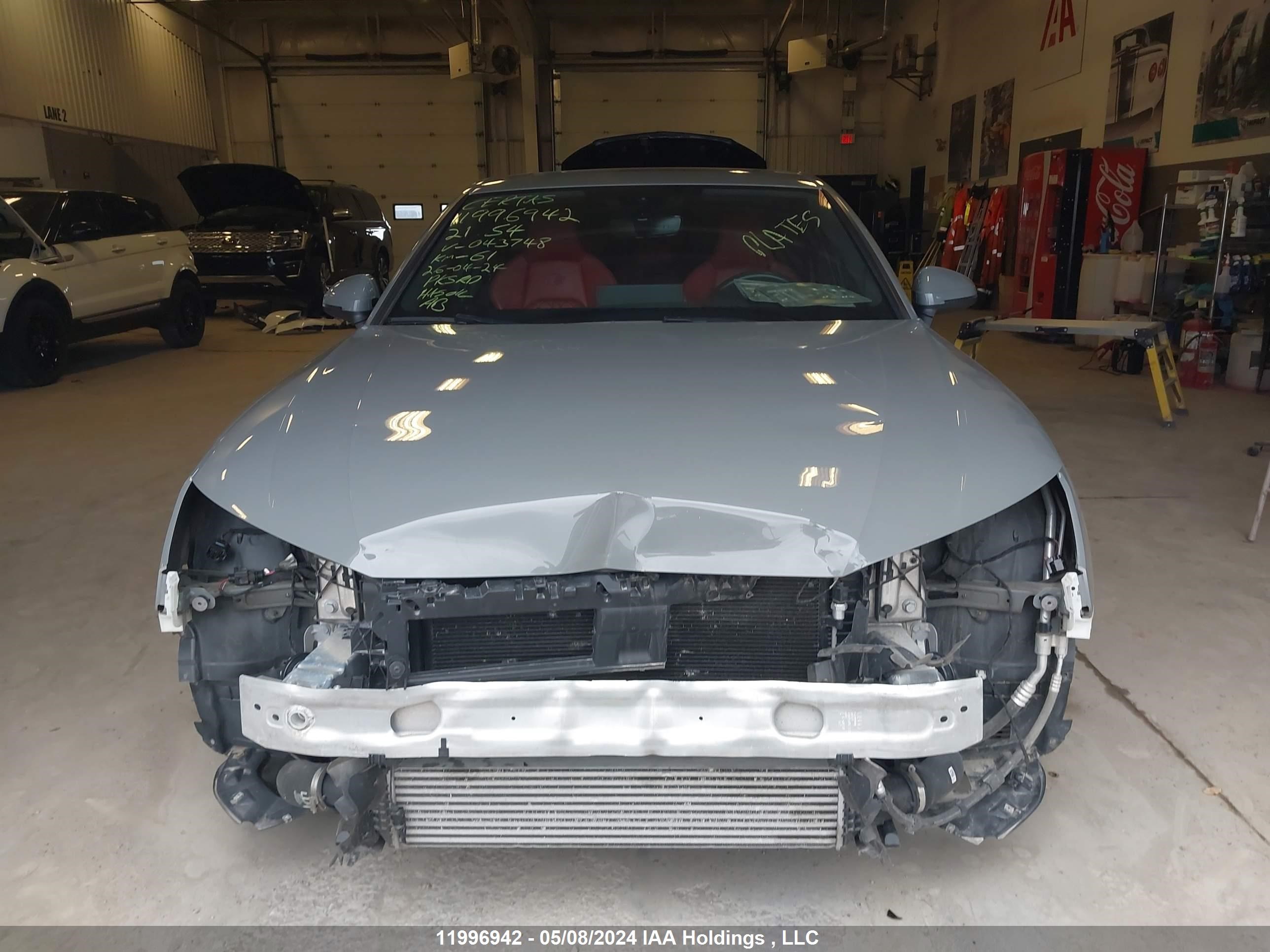 Photo 11 VIN: WAUA4AF48MA043748 - AUDI S4 