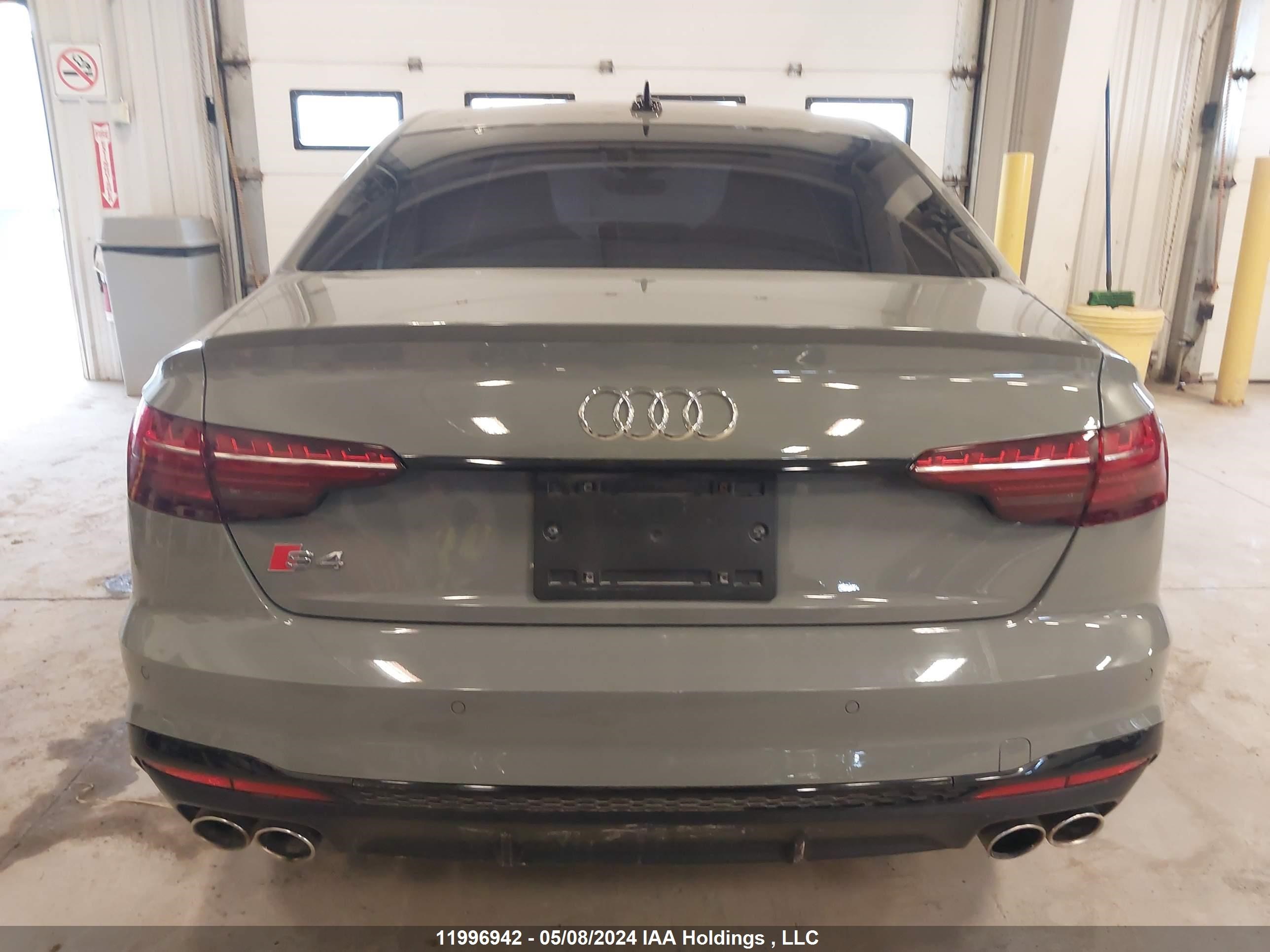 Photo 15 VIN: WAUA4AF48MA043748 - AUDI S4 