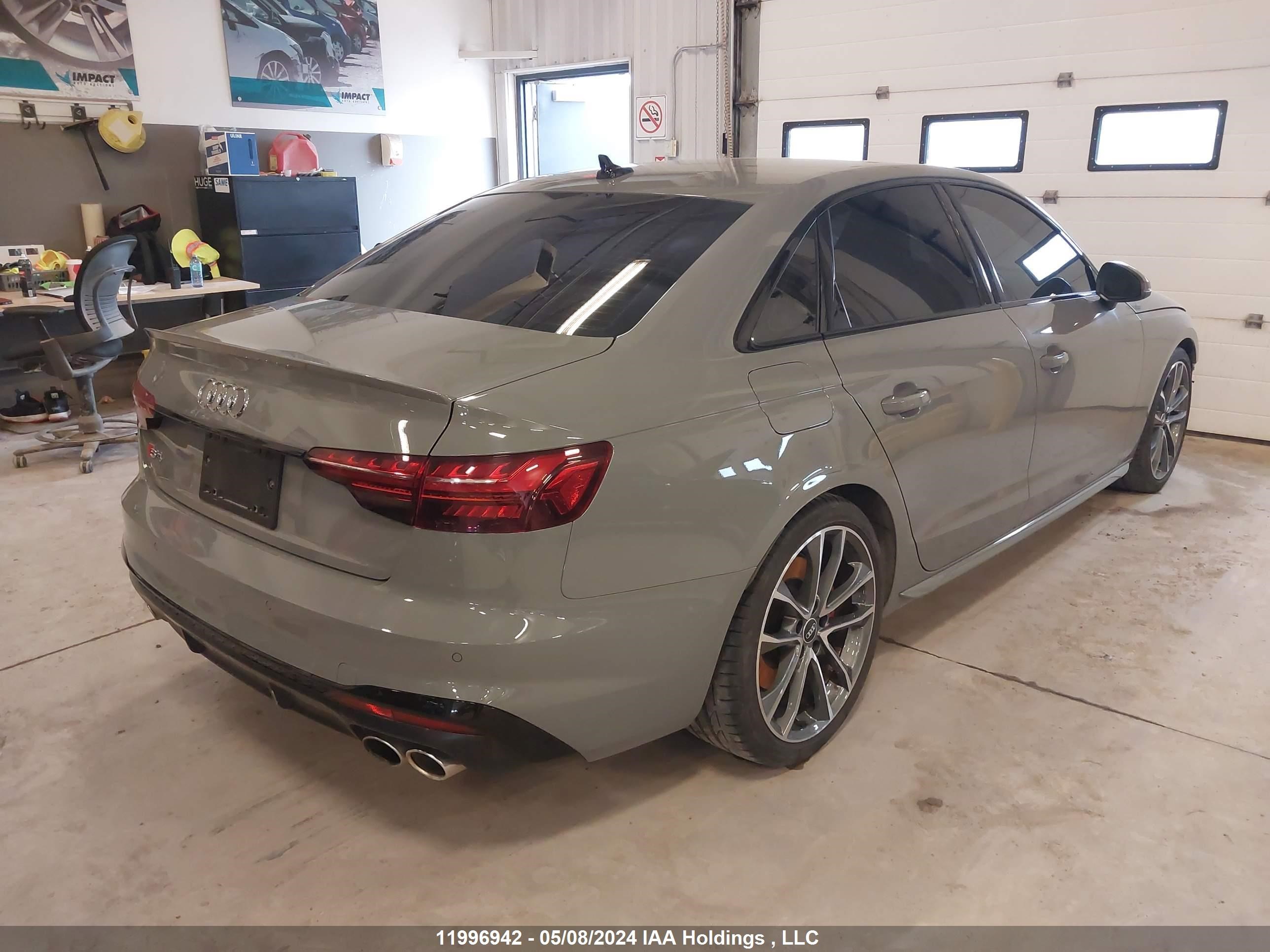 Photo 3 VIN: WAUA4AF48MA043748 - AUDI S4 