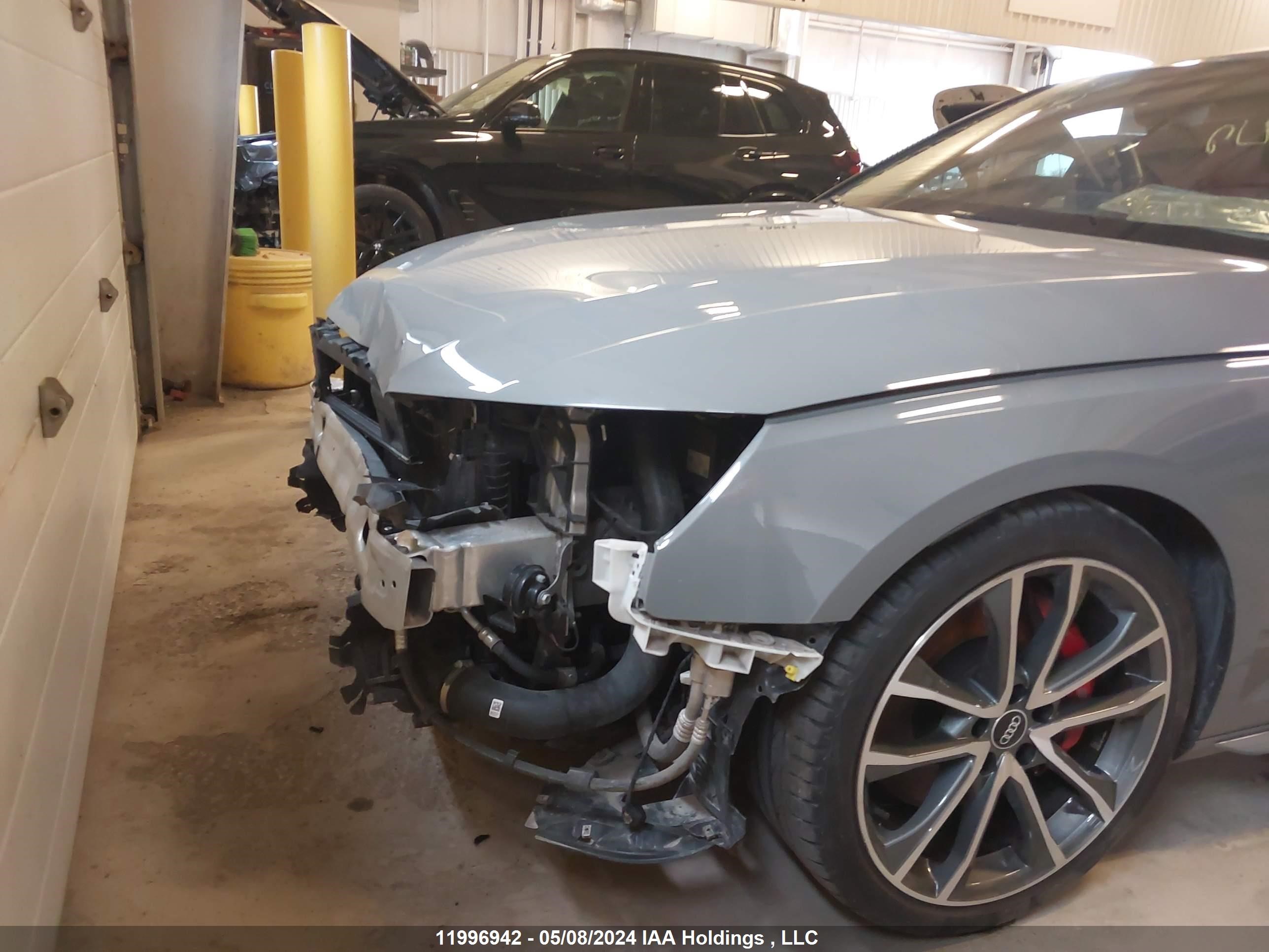 Photo 5 VIN: WAUA4AF48MA043748 - AUDI S4 