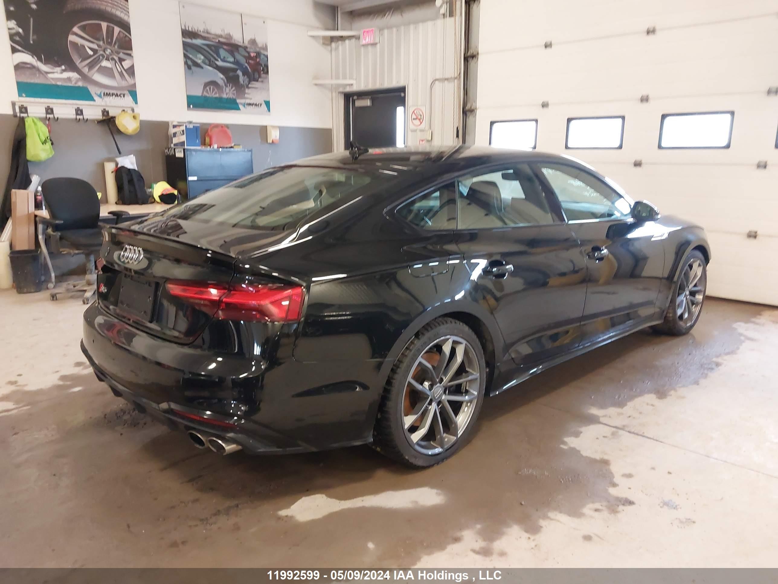 Photo 3 VIN: WAUA4CF55MA049818 - AUDI S5 