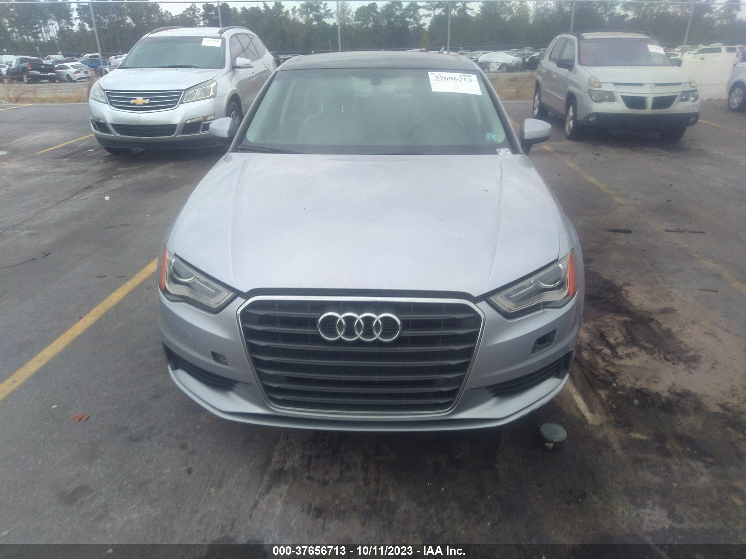 Photo 11 VIN: WAUA7GFF1G1063033 - AUDI A3 