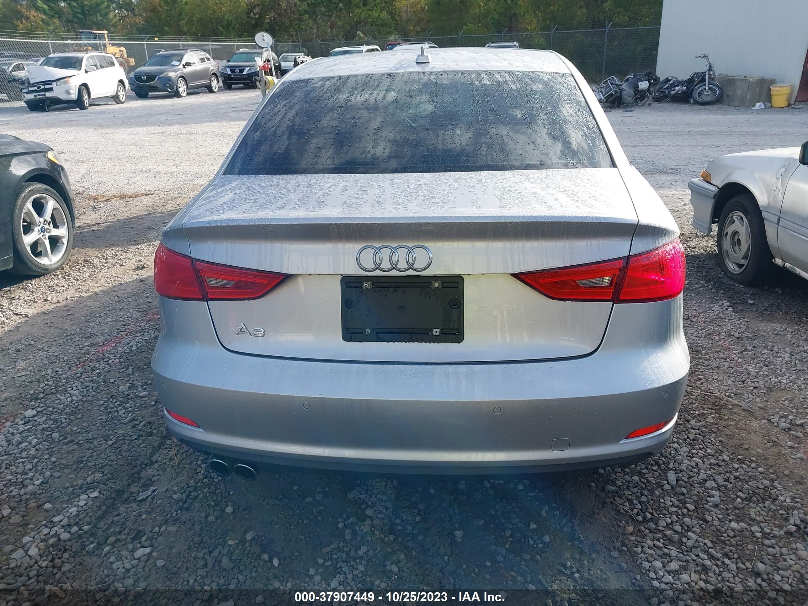 Photo 16 VIN: WAUA7GFF2G1047178 - AUDI A3 