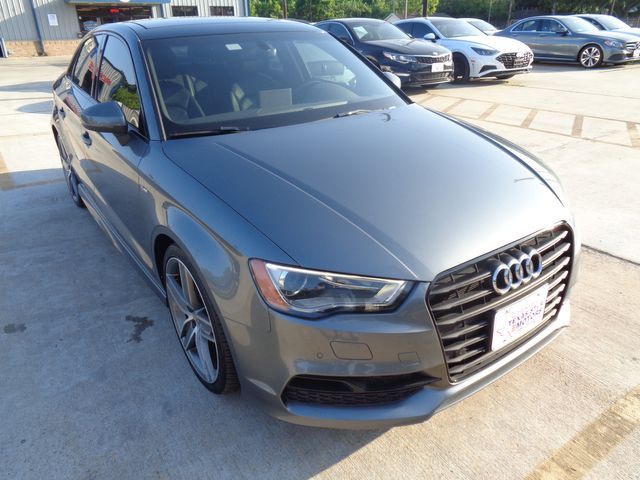 Photo 0 VIN: WAUA7GFF6G1033820 - AUDI A3 