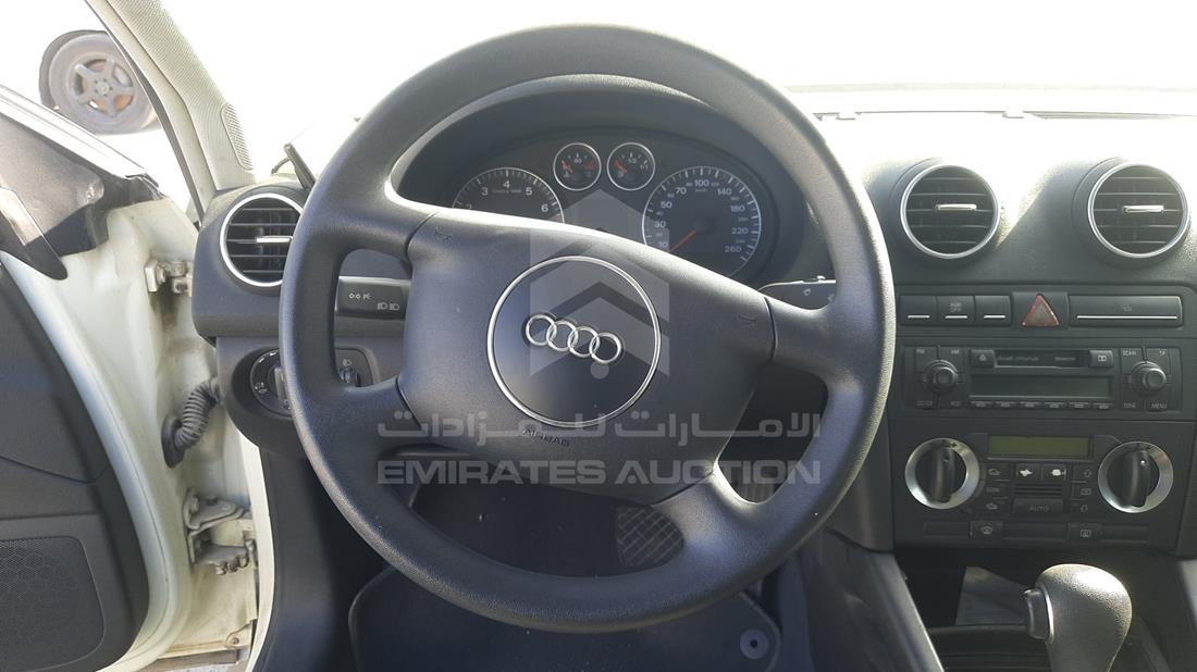 Photo 5 VIN: WAUAA28P45A009622 - AUDI A3 