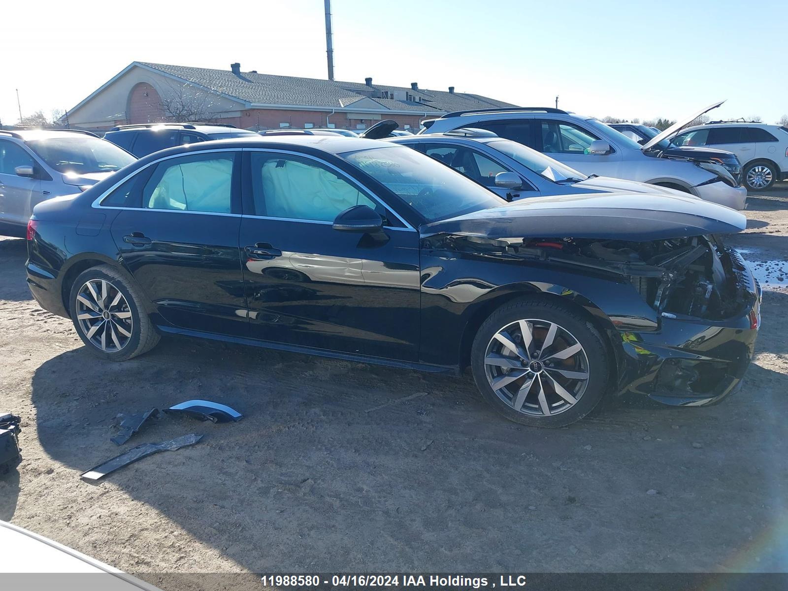 Photo 13 VIN: WAUAAAF49PN012675 - AUDI A4 