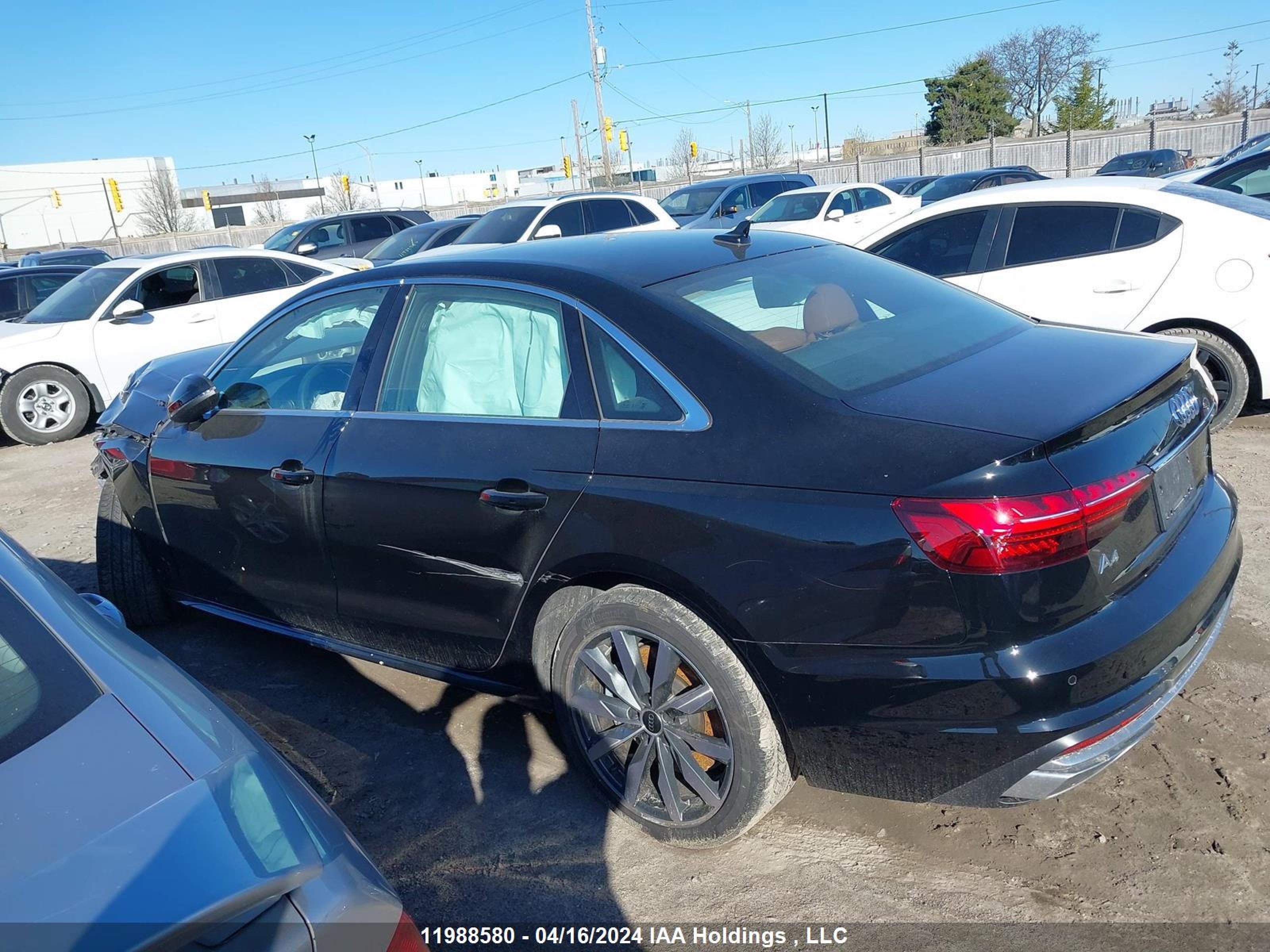 Photo 14 VIN: WAUAAAF49PN012675 - AUDI A4 