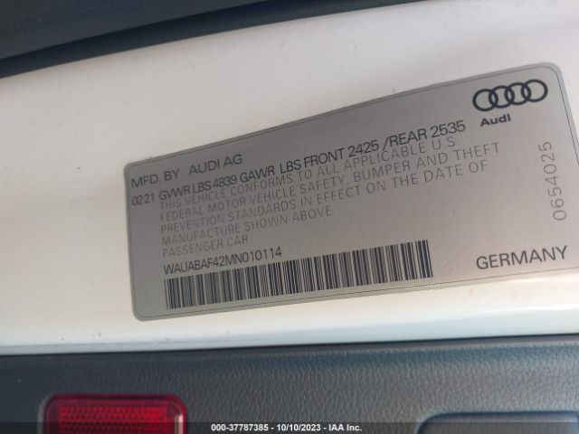 Photo 8 VIN: WAUABAF42MN010114 - AUDI A4 