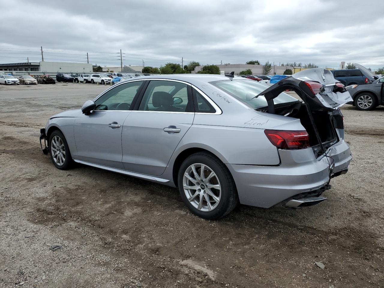 Photo 1 VIN: WAUABAF44MA067647 - AUDI A4 