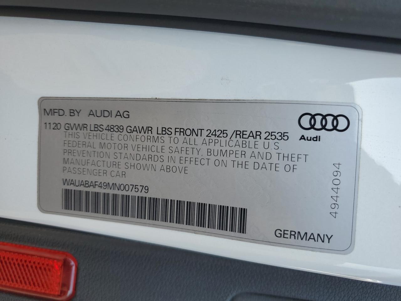 Photo 12 VIN: WAUABAF49MN007579 - AUDI A4 