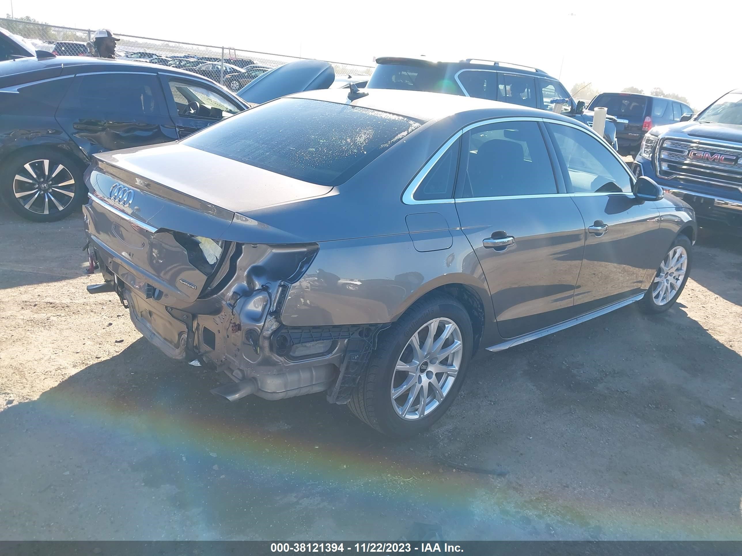 Photo 3 VIN: WAUABAF4XNA004845 - AUDI A4 