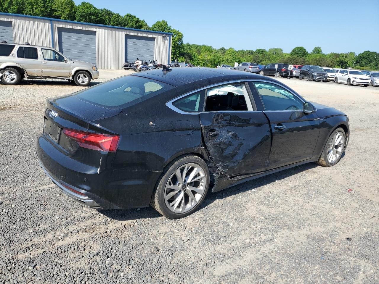 Photo 2 VIN: WAUABCF51NA032716 - AUDI A5 