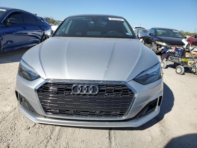 Photo 4 VIN: WAUABCF58MA037135 - AUDI A5 