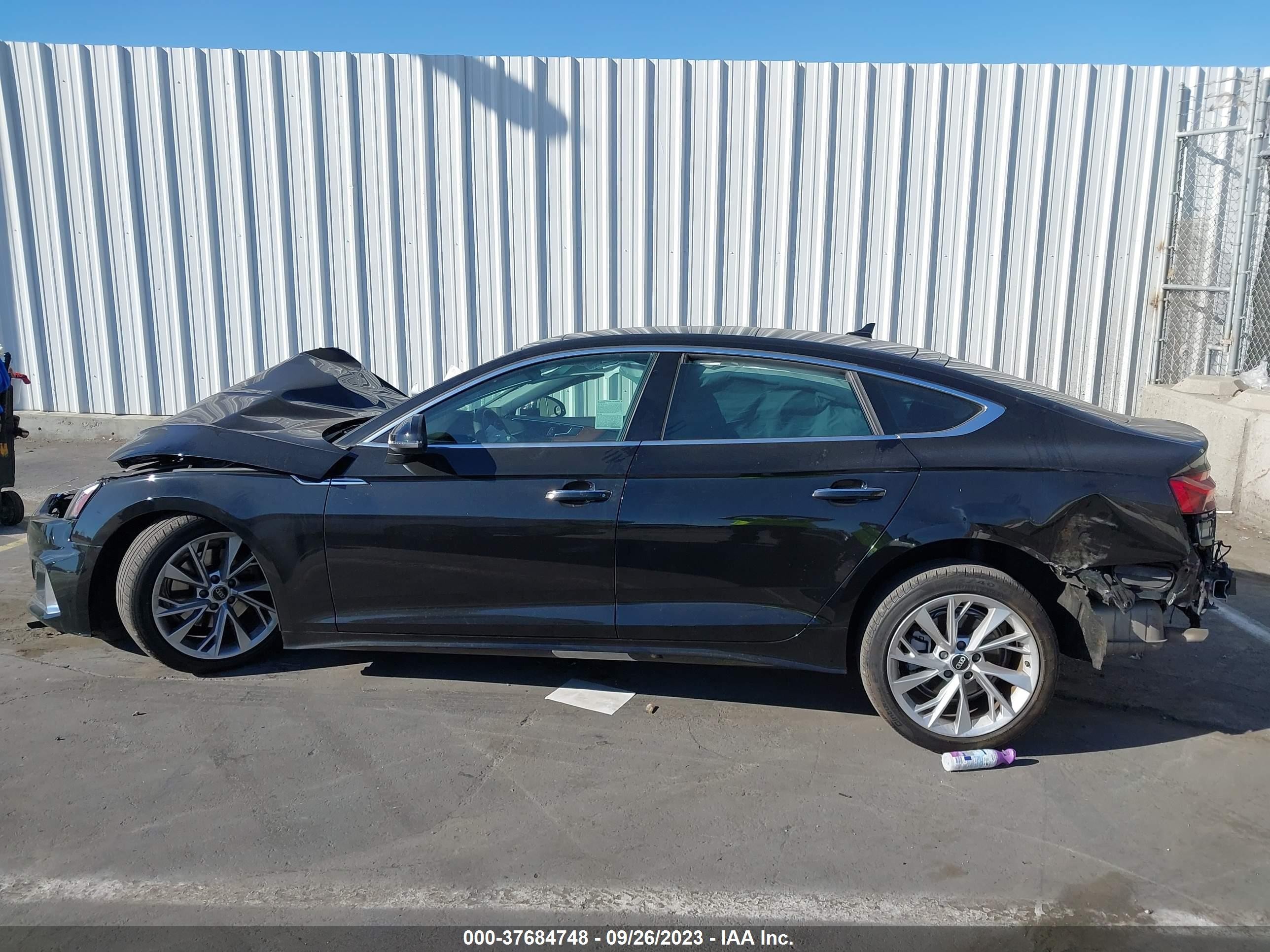 Photo 14 VIN: WAUABCF59NA007949 - AUDI A5 