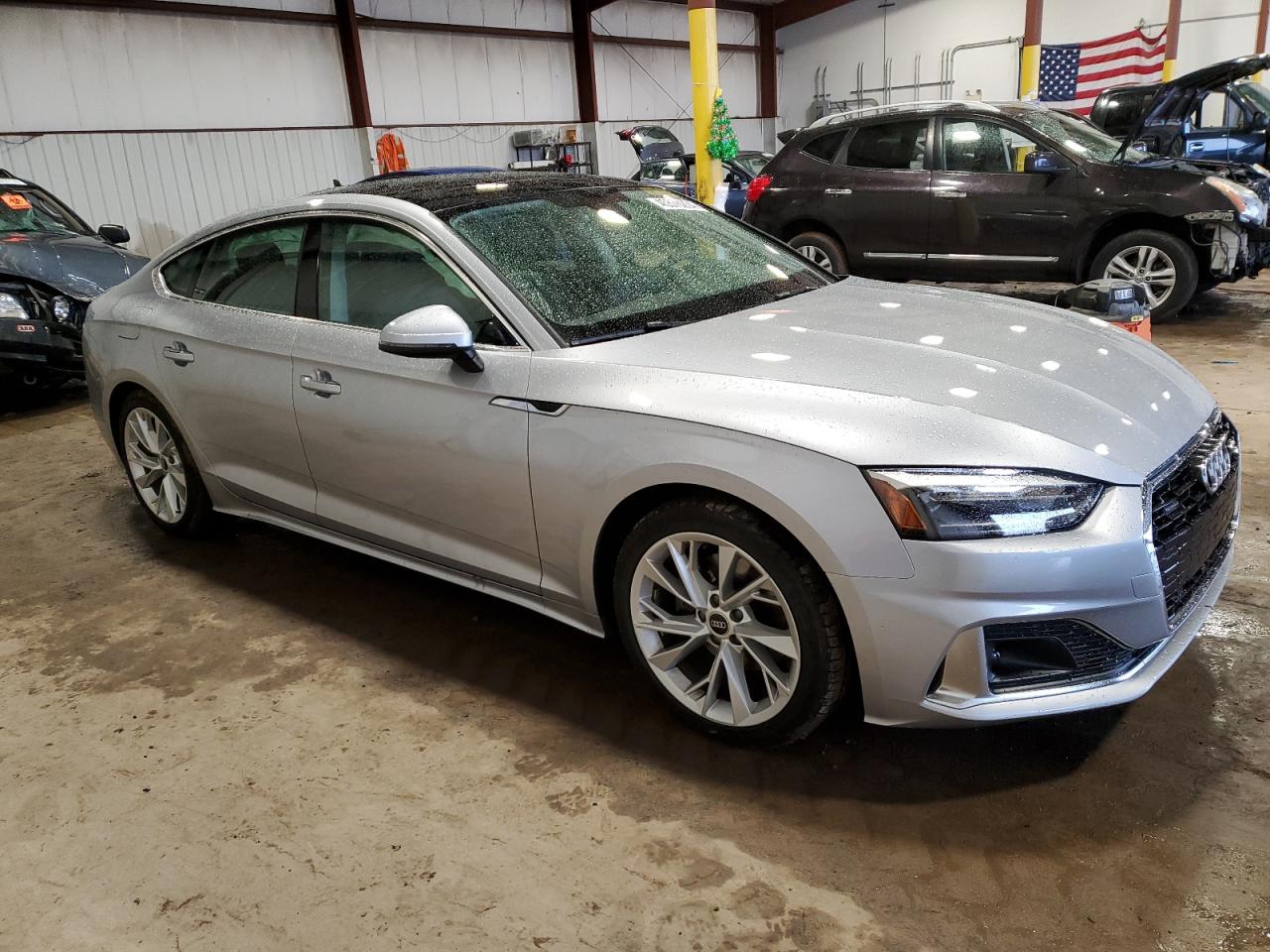 Photo 3 VIN: WAUABCF5XNA015901 - AUDI A5 