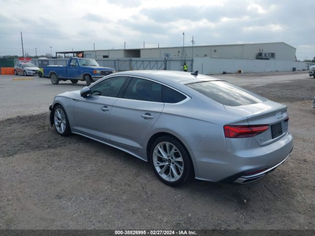 Photo 2 VIN: WAUABDF51NA015355 - AUDI A5 SPORTBACK 