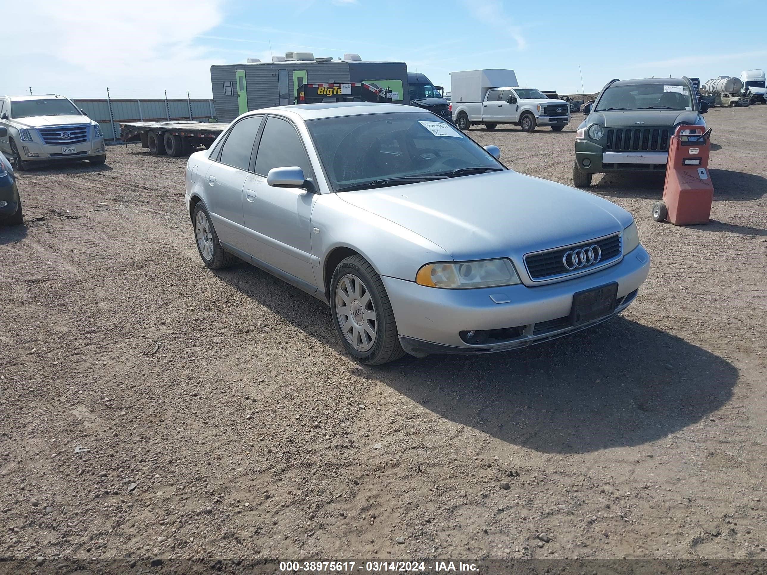 Photo 0 VIN: WAUAC28D0YA114968 - AUDI A4 