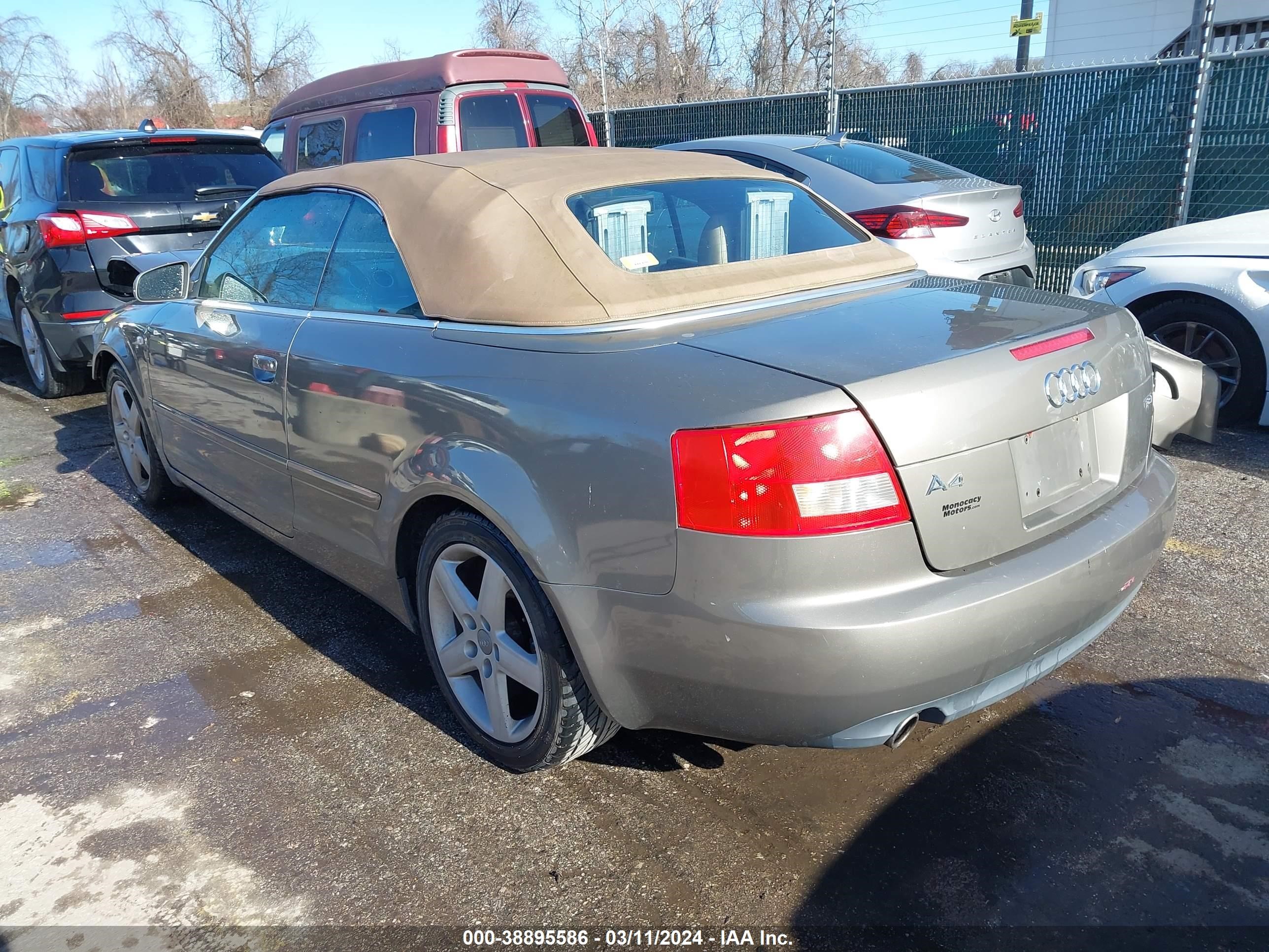 Photo 2 VIN: WAUAC48H33K030211 - AUDI A4 