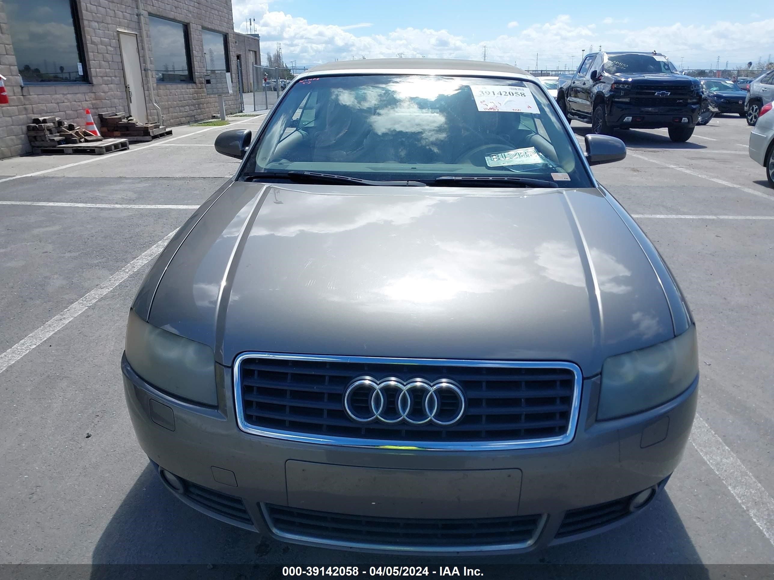 Photo 11 VIN: WAUAC48H76K009396 - AUDI A4 