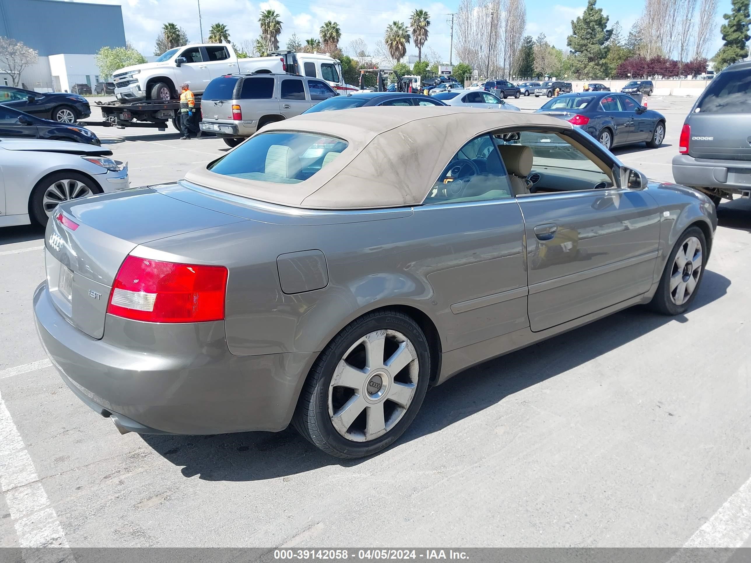 Photo 3 VIN: WAUAC48H76K009396 - AUDI A4 