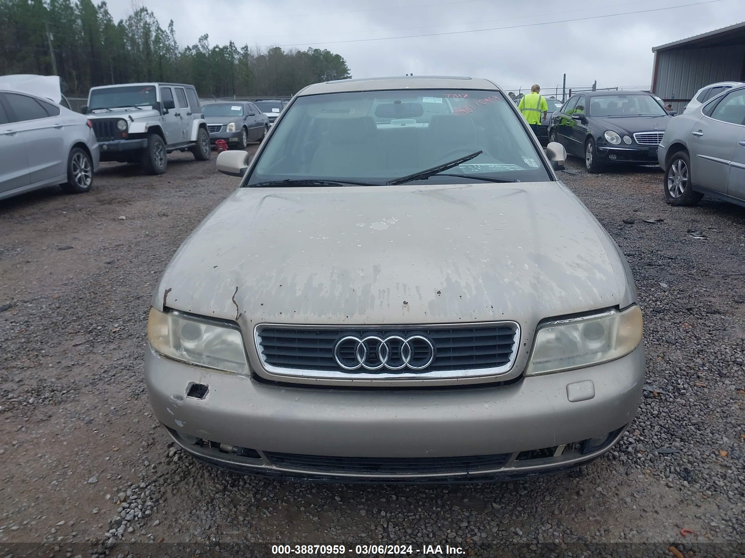 Photo 5 VIN: WAUAC68D01A134599 - AUDI A4 