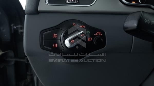 Photo 33 VIN: WAUACB8T2DA000438 - AUDI A5 