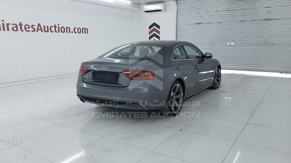 Photo 7 VIN: WAUACB8T2DA000438 - AUDI A5 