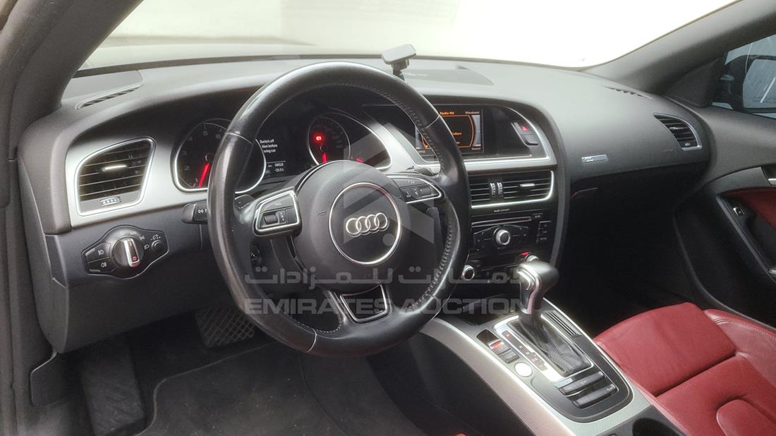 Photo 10 VIN: WAUACBFH6FN002994 - AUDI A5 