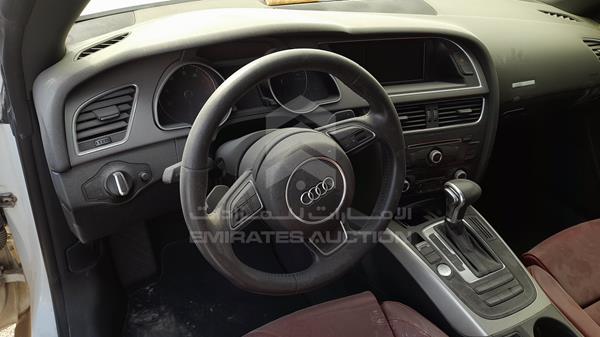 Photo 13 VIN: WAUACBFH8EN003658 - AUDI A5 