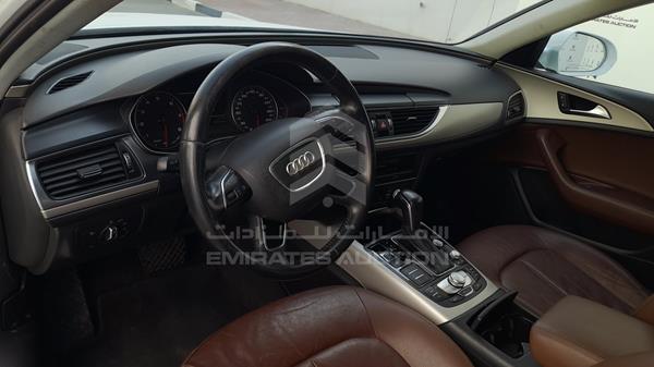 Photo 10 VIN: WAUACCFC6GN017393 - AUDI A6 