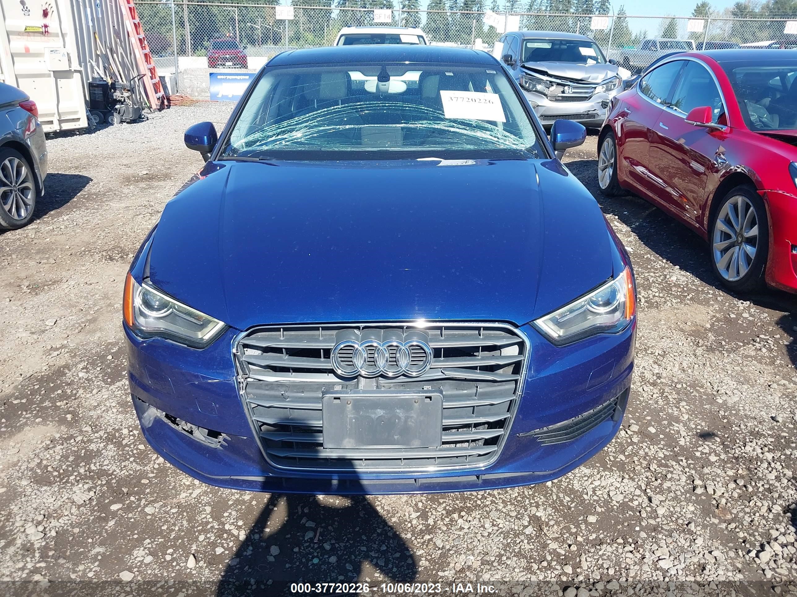 Photo 11 VIN: WAUACGFF4F1113871 - AUDI A3 