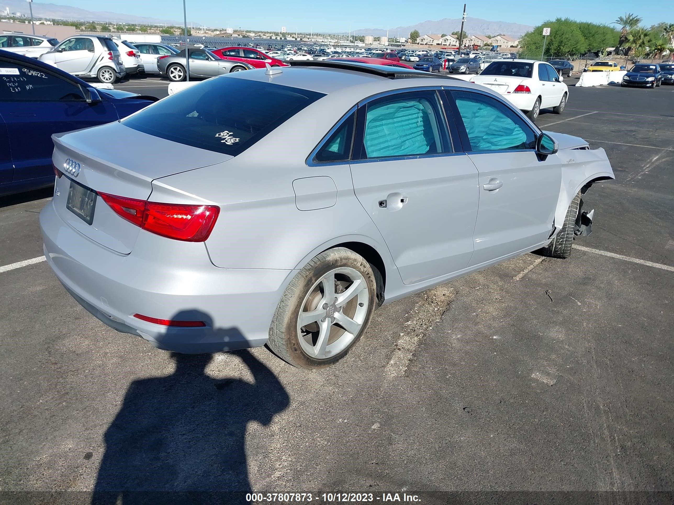 Photo 3 VIN: WAUACGFF5F1012984 - AUDI A3 