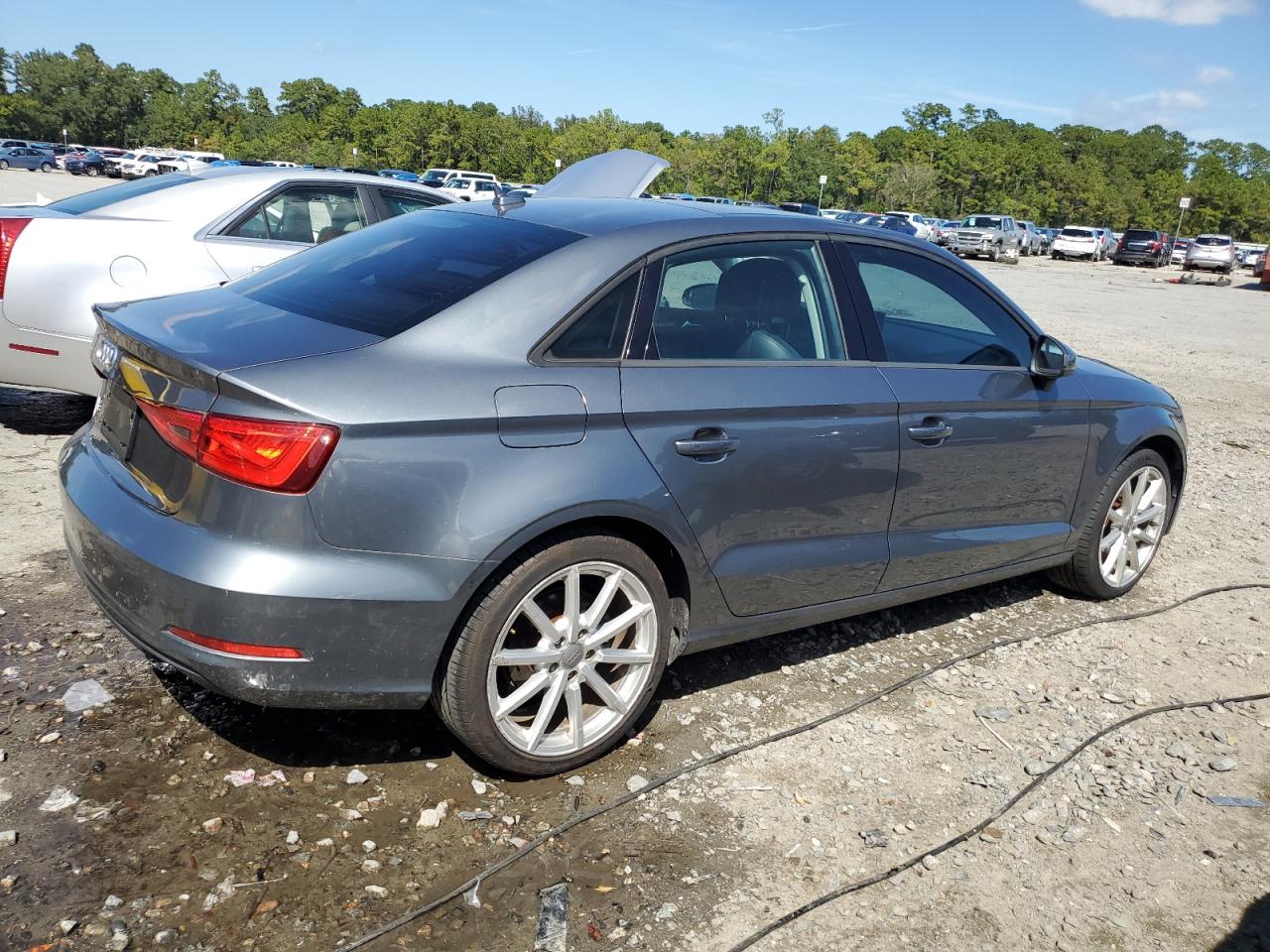 Photo 2 VIN: WAUACGFF6F1081506 - AUDI A3 