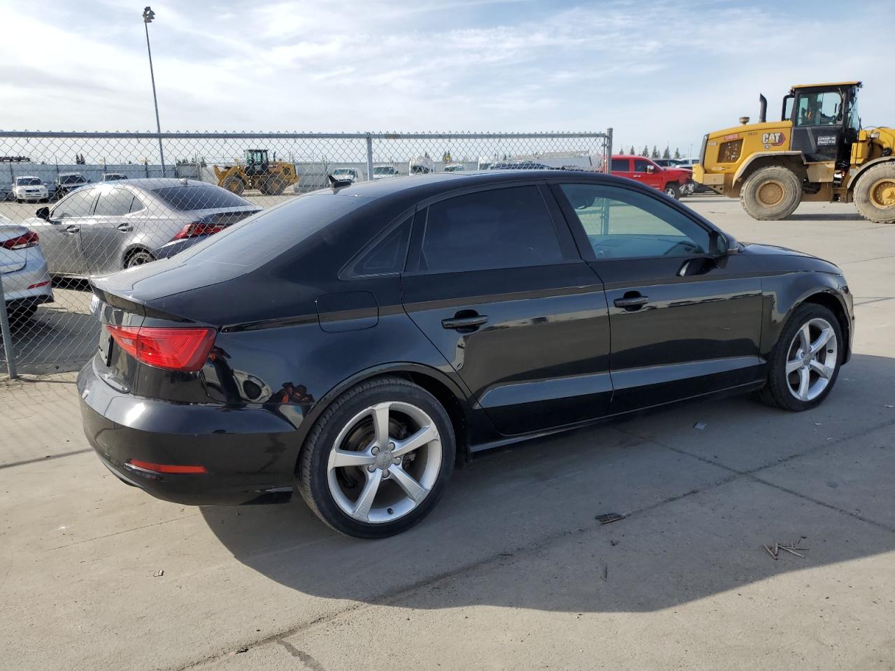 Photo 2 VIN: WAUACGFFXF1134496 - AUDI A3 