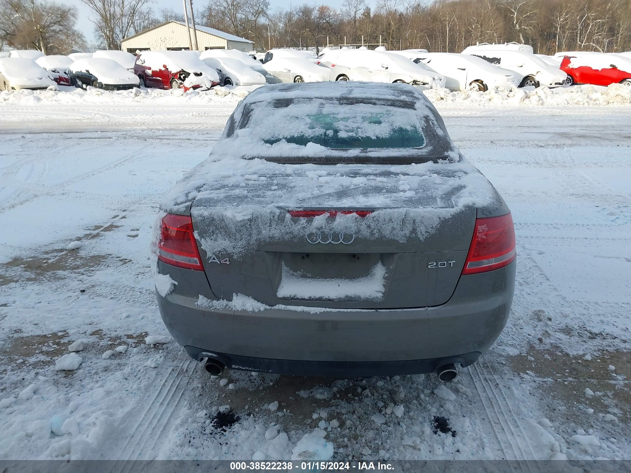 Photo 16 VIN: WAUAF48H18K011526 - AUDI A4 